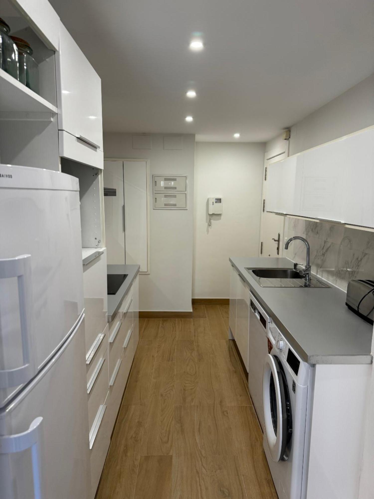 Mediterranean Malagueta Suite Málaga Dış mekan fotoğraf
