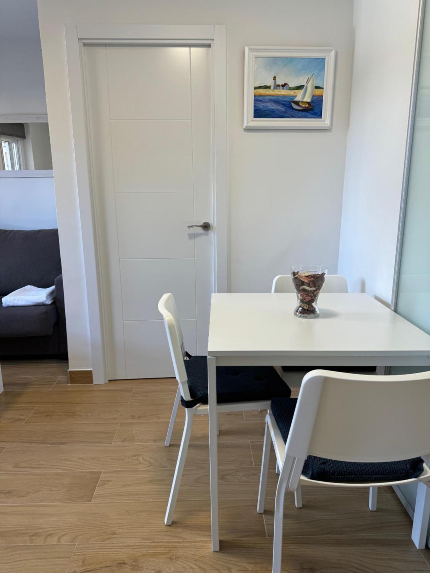 Mediterranean Malagueta Suite Málaga Dış mekan fotoğraf