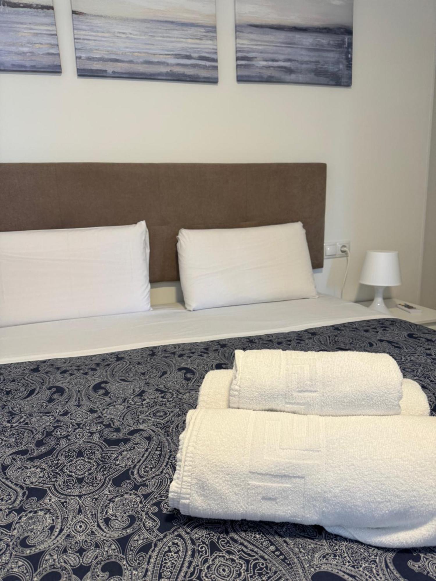 Mediterranean Malagueta Suite Málaga Dış mekan fotoğraf
