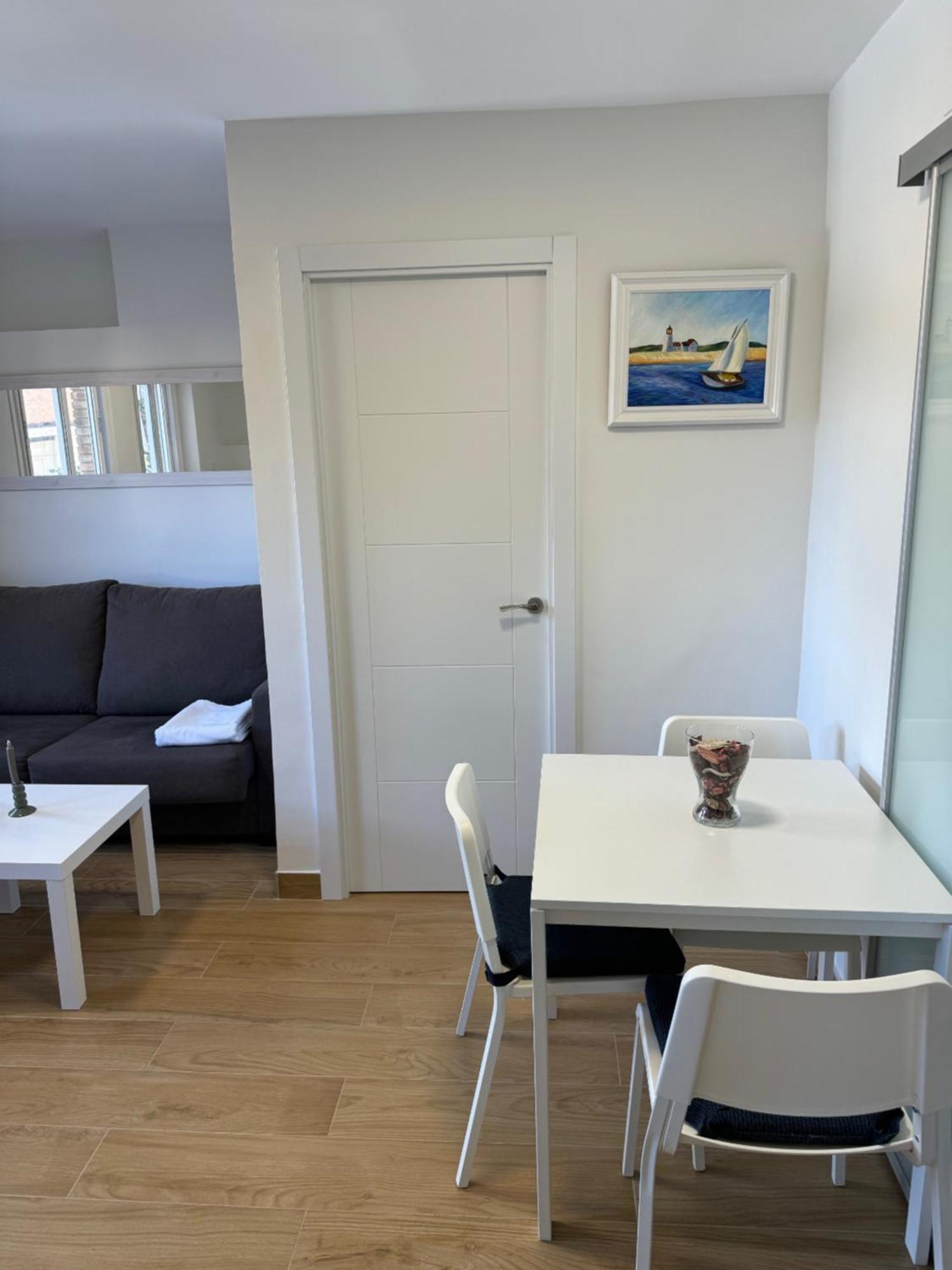 Mediterranean Malagueta Suite Málaga Dış mekan fotoğraf
